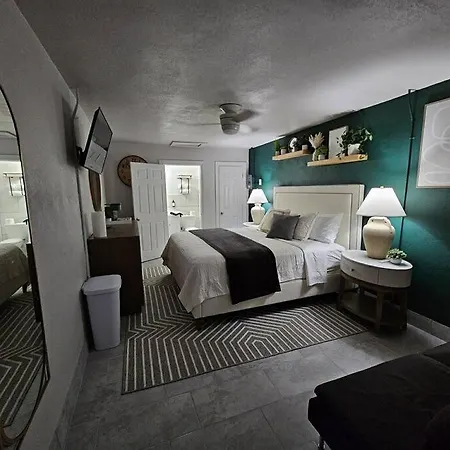 Plush King Bed Xtra Cozy Stay Pahokee Extérieur photo